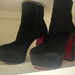 Christian loubotin ankle boots size 37